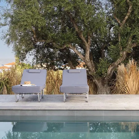 Phoenix Apart Otel Laganas